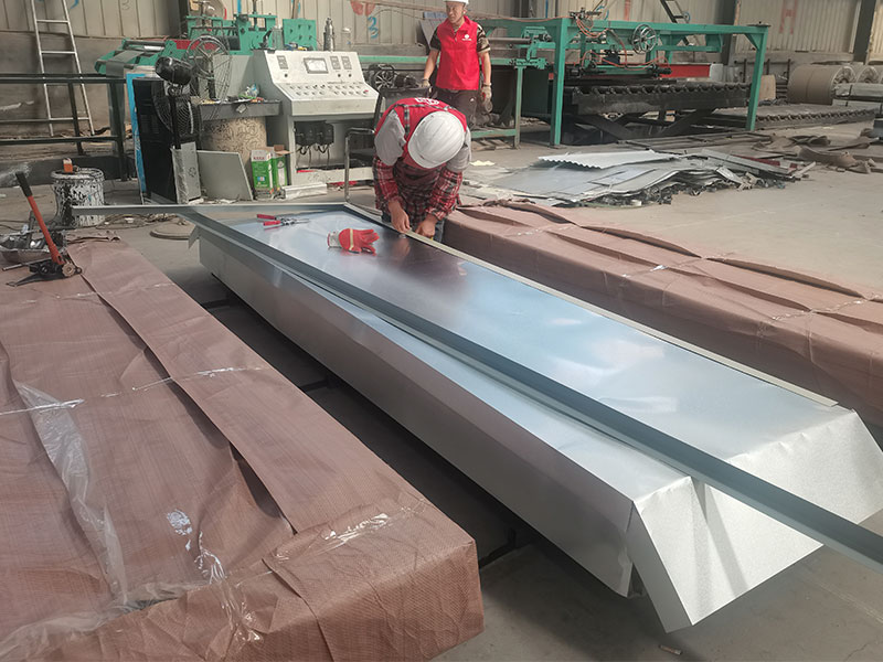 Packing of Galvanized Sheet