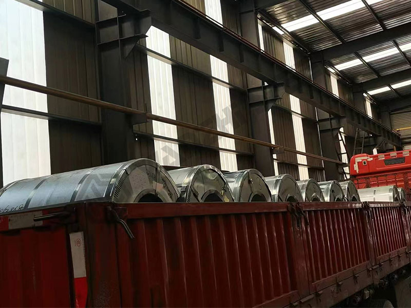 Transport of 200 ton of Prepainted Steel PPGI Coil