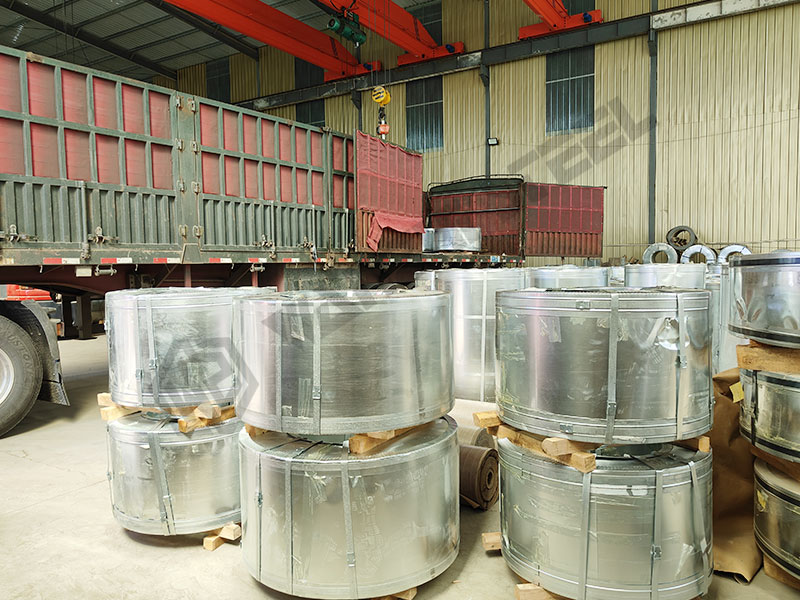 Galvanized Steel GI Coils shipping to Malaysia