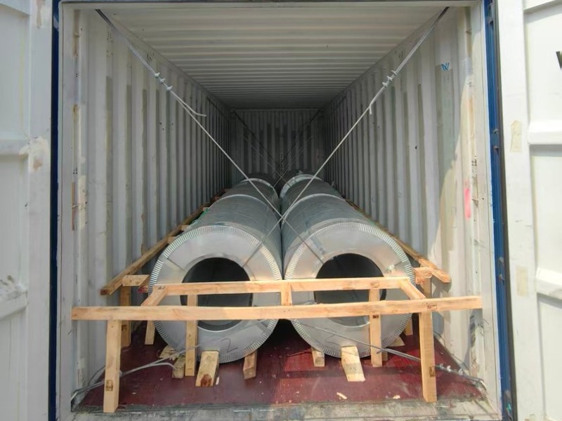 75 Tons of DX51D AZ30 Aluzinc Steel Coils Shipped to Thailand Packaging