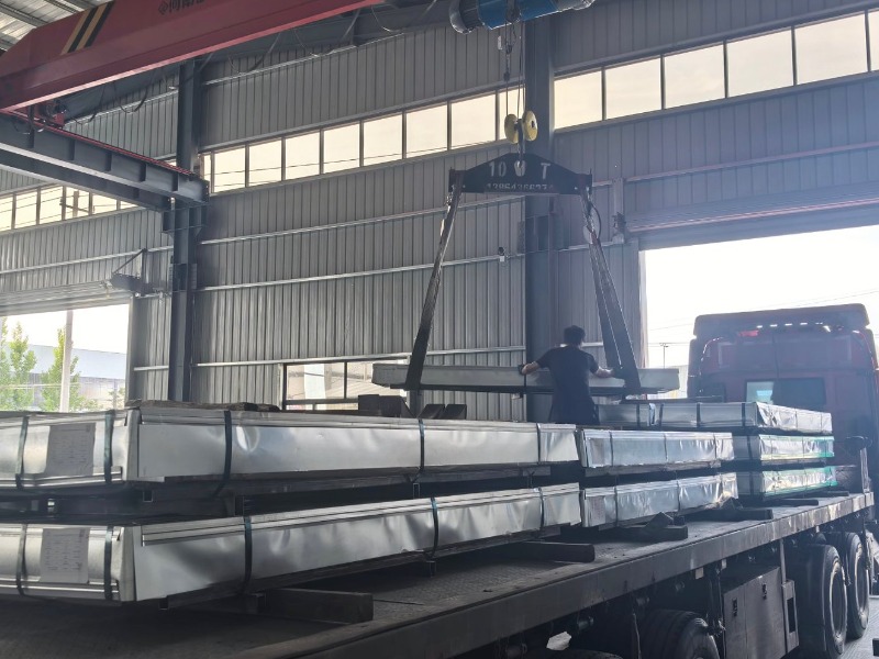 PPGI Corrugated Sheets Transportation - Wanzhi Steel
